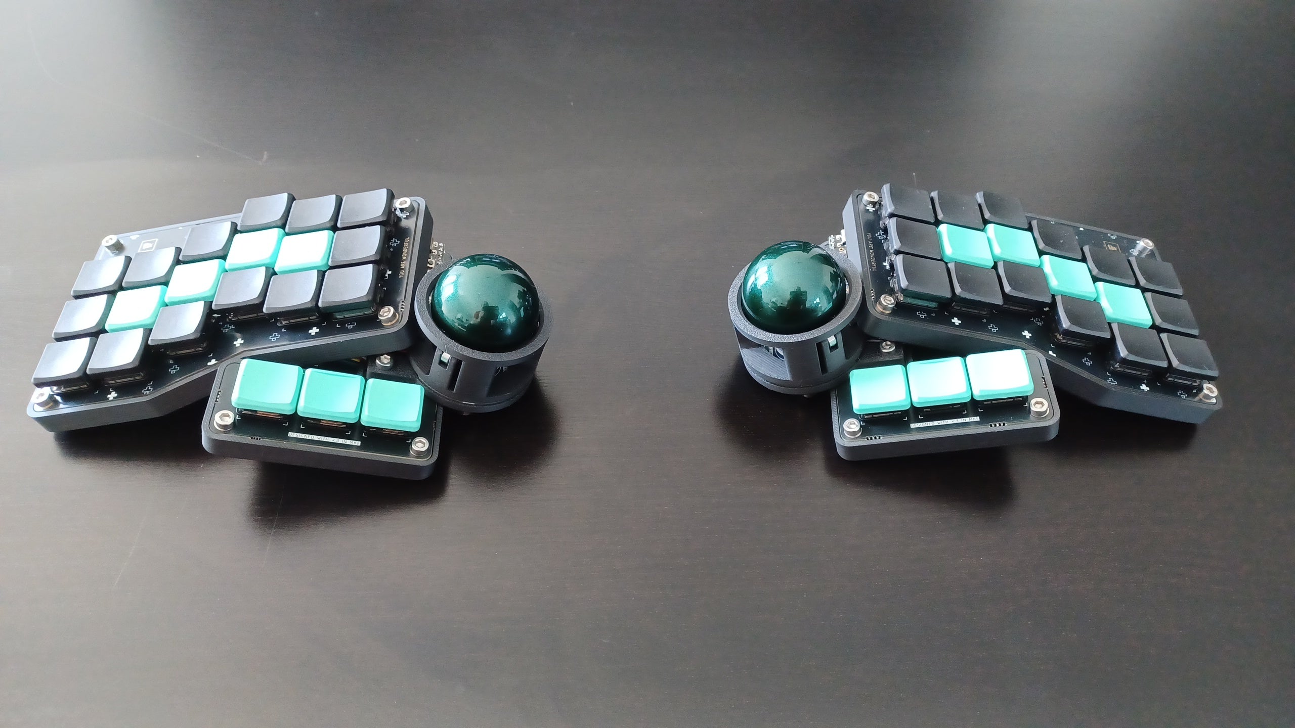 Crosses/Bridges Ergonomic Keyboard - Dual Trackball - Wireless Kit